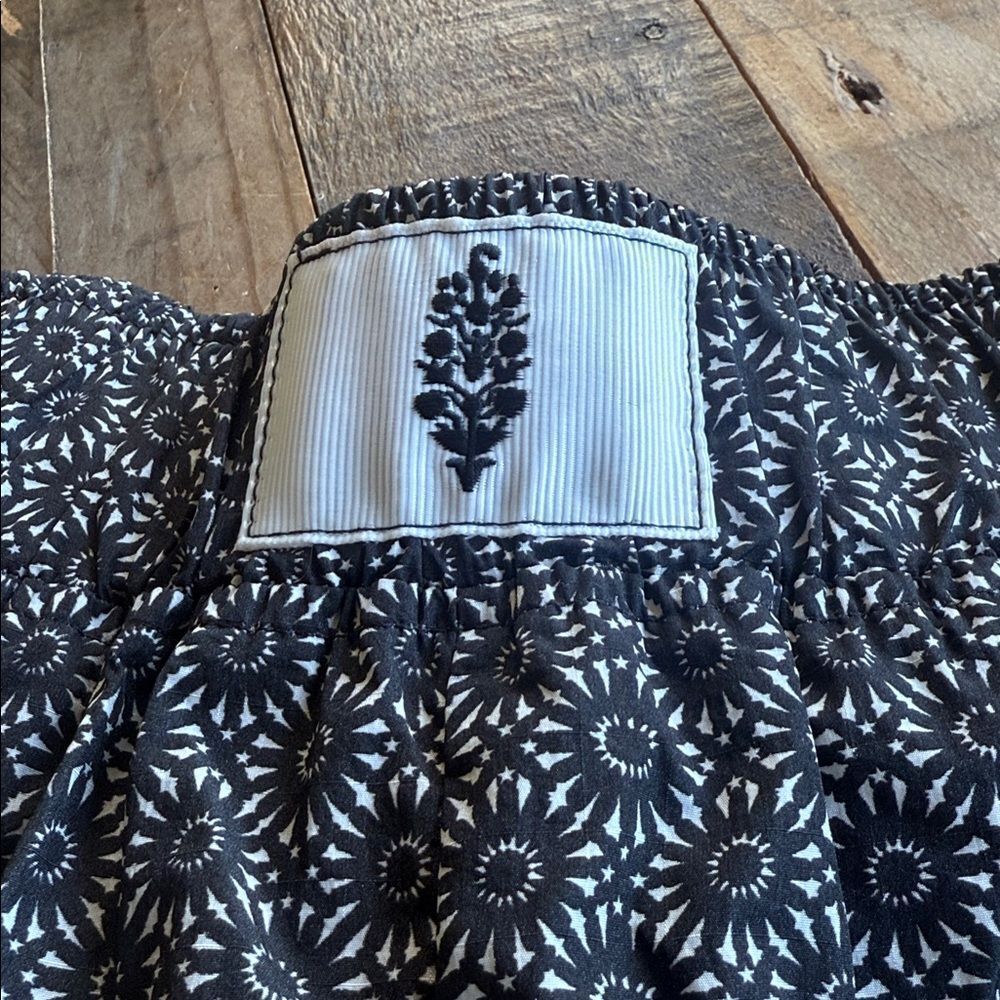 NWT FREE PEOPLE Black and White Patterned Women's Shorts SIZE L - Picture 6 of 6